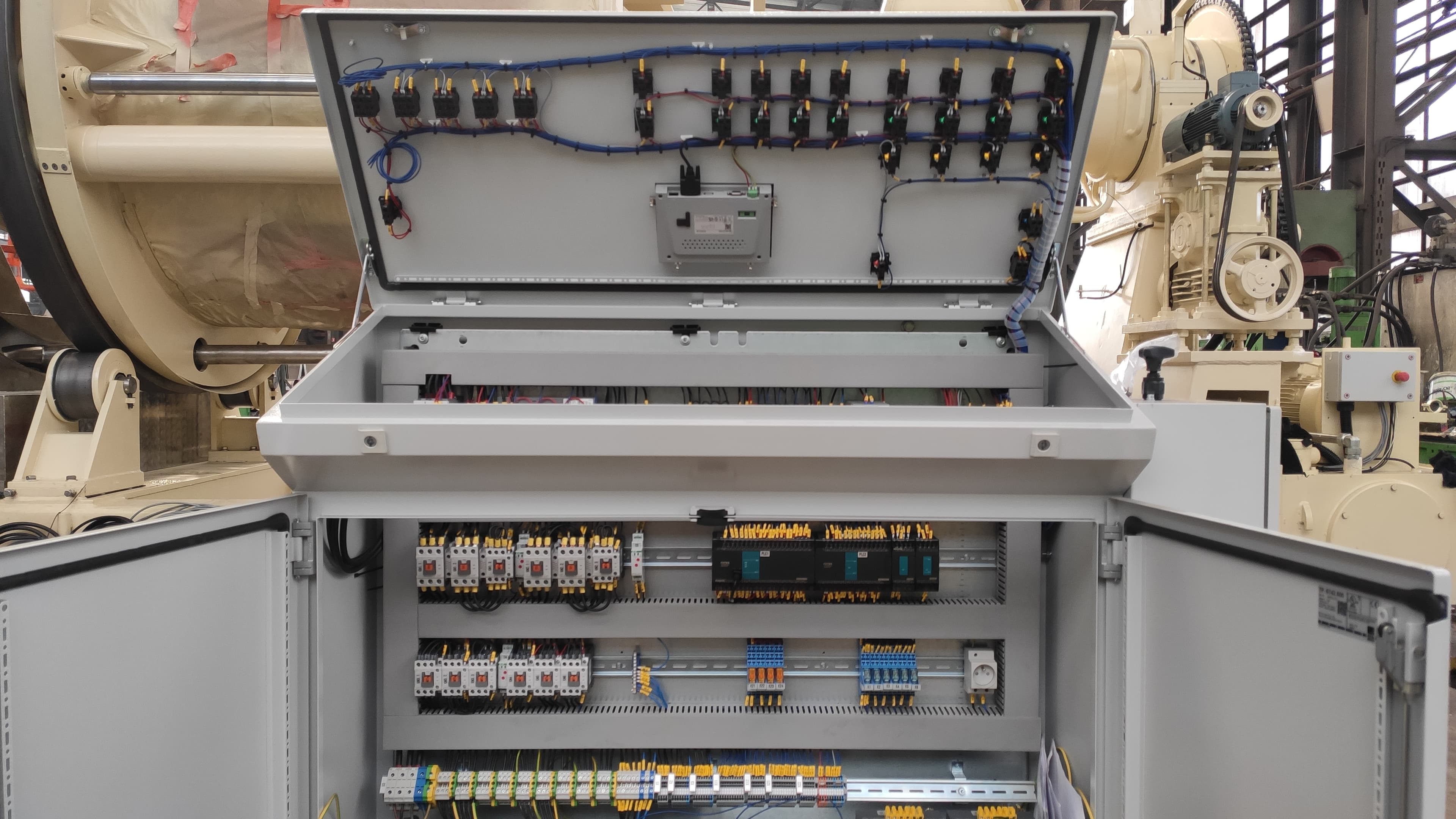 Project image: Netze-Frucht - control system retrofit for juice pressing line