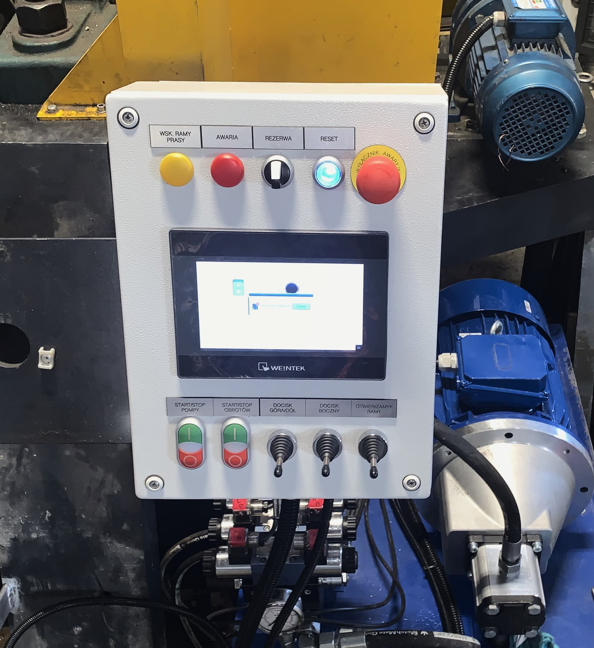 Project image: Richd. Anders Kańczuga - rotating wood press control system